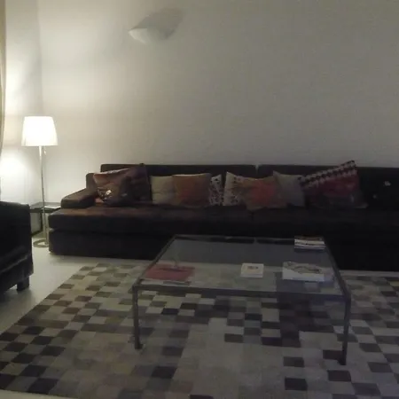 Bsa Deluxe Elysees.8 Apartment